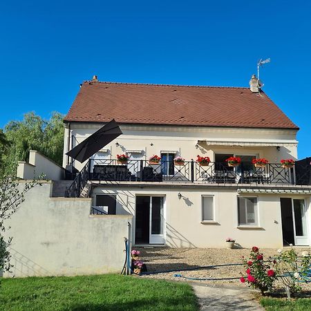 Apartamento Chez Jaja Et Phiphi Bourg-et-Comin Exterior foto